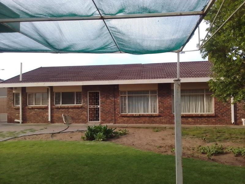 4 Bedroom Property for Sale in Riebeeckstad Free State